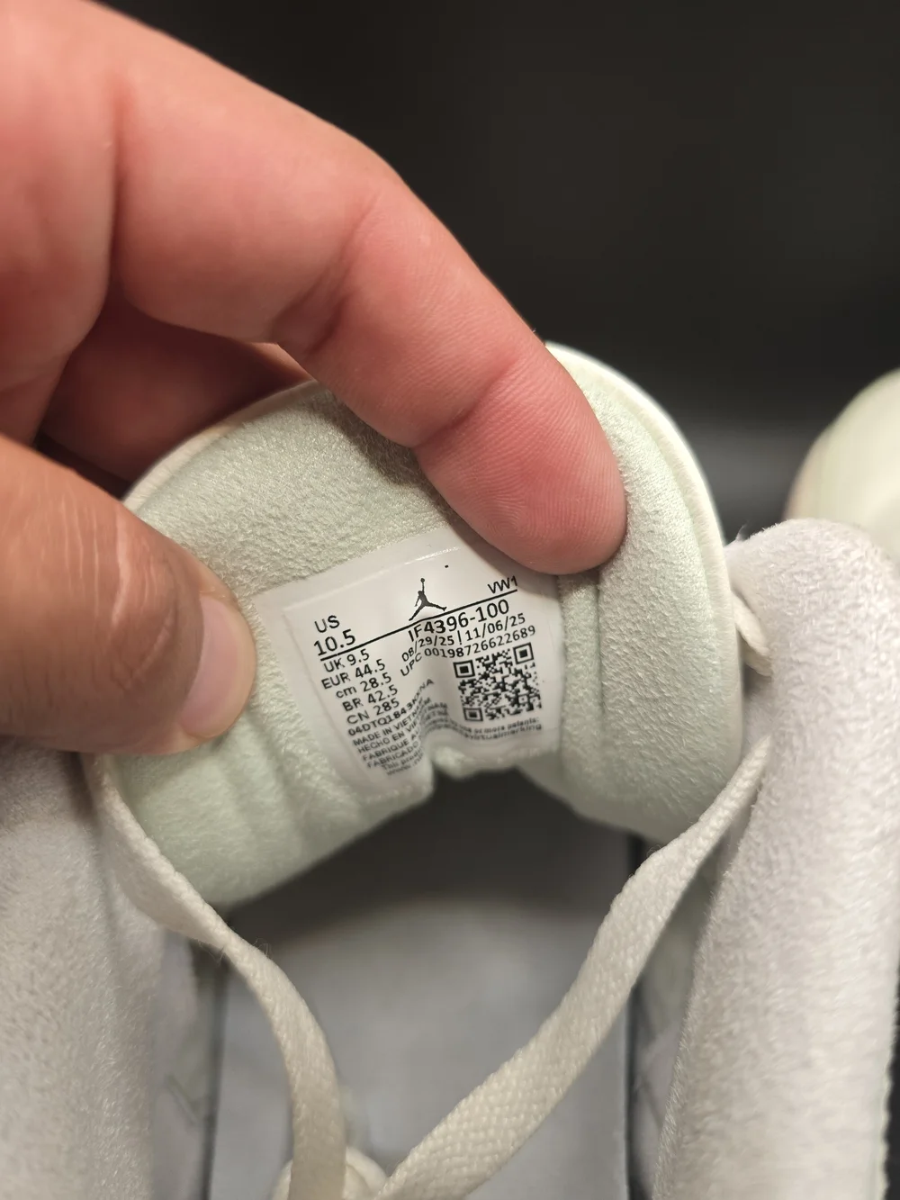 Jordan classic silhouette